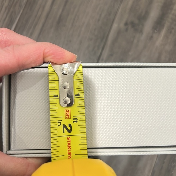 Tom Ford semi hard gift box or storage box - Picture 10 of 10